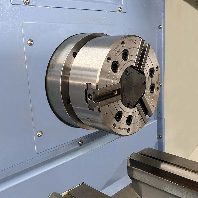 Tour CNC à banc plat abordable pour des applications industrielles polyvalentes