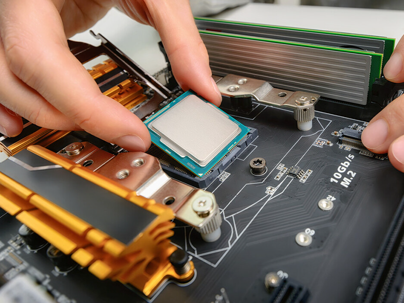 How to start building a custom PC for beginners?