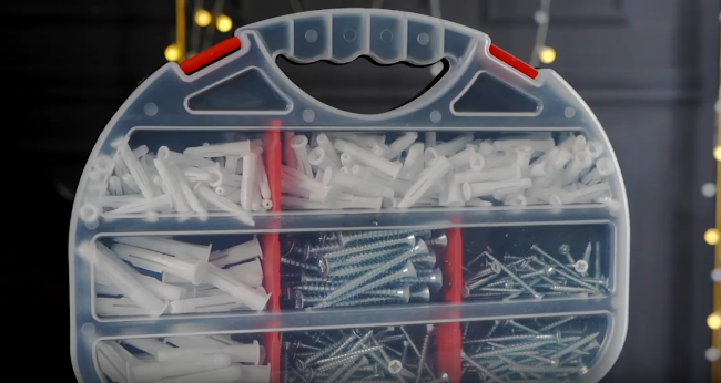 Chipboard Screw and Anchor