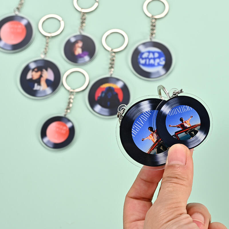 Low MOQ Cheap Personalized Music Acrylic Keychain Customization CD Record Key Chain For Event Gift