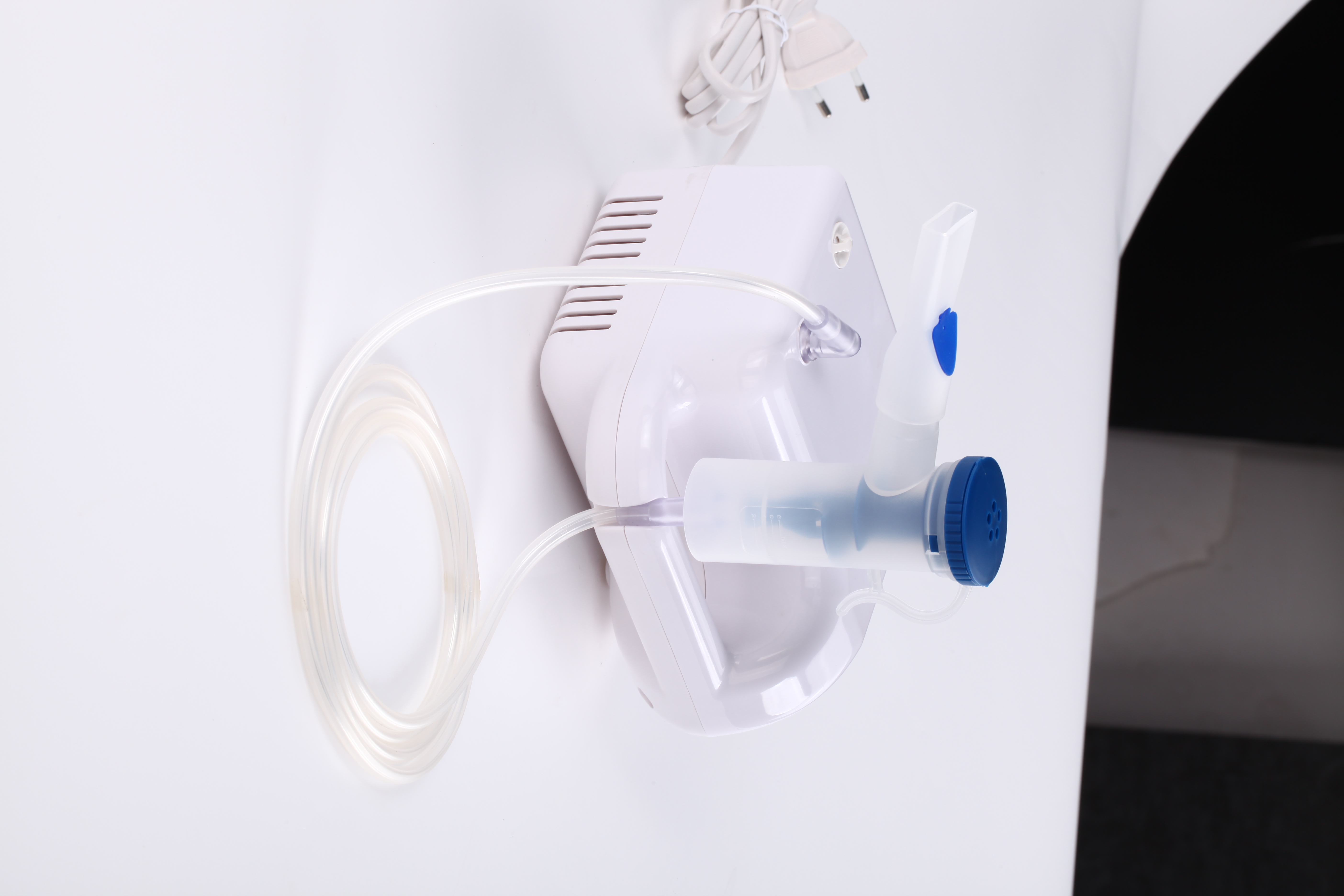 Ultra-Compact Design with Extended Battery Life