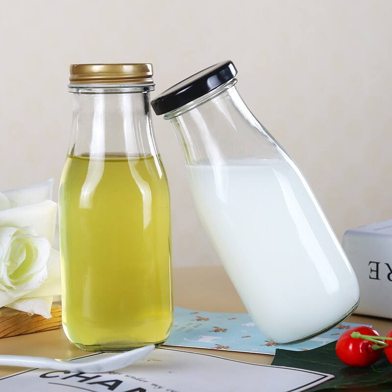 250ml Glass Yogurt and Milk Bottle with Screw Cap Transparent Beverage Sealed Bottle 200ml and 300ml Volumes Empty Filling