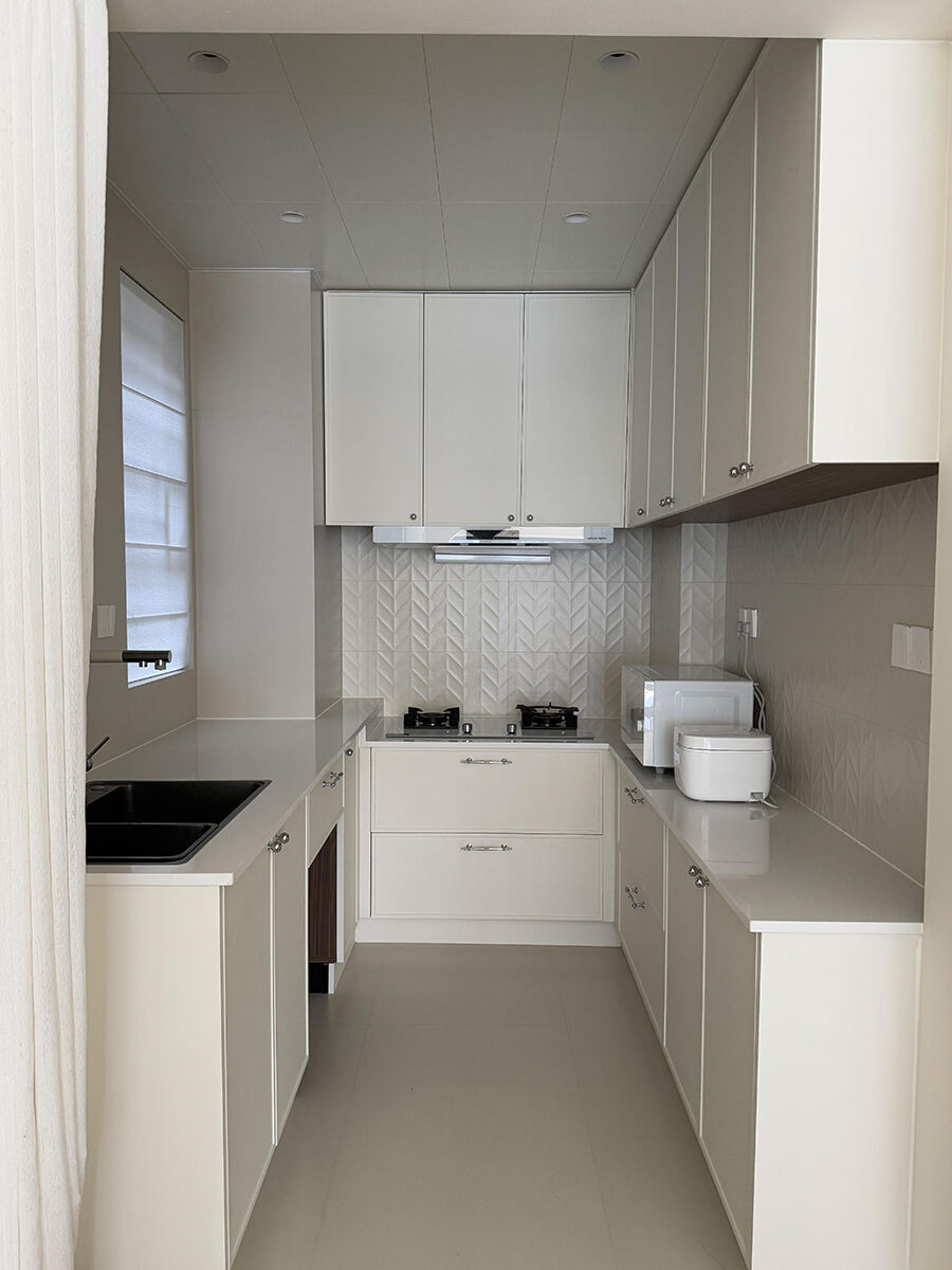 Colección Contemporánea de Armarios de Cocina Blancos