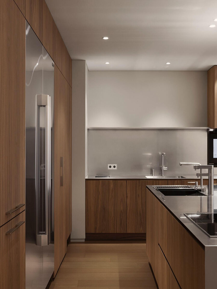 Personalized Stainless Steel at Walnut Kitchen Units: Ginawa para sa Kapanatahan