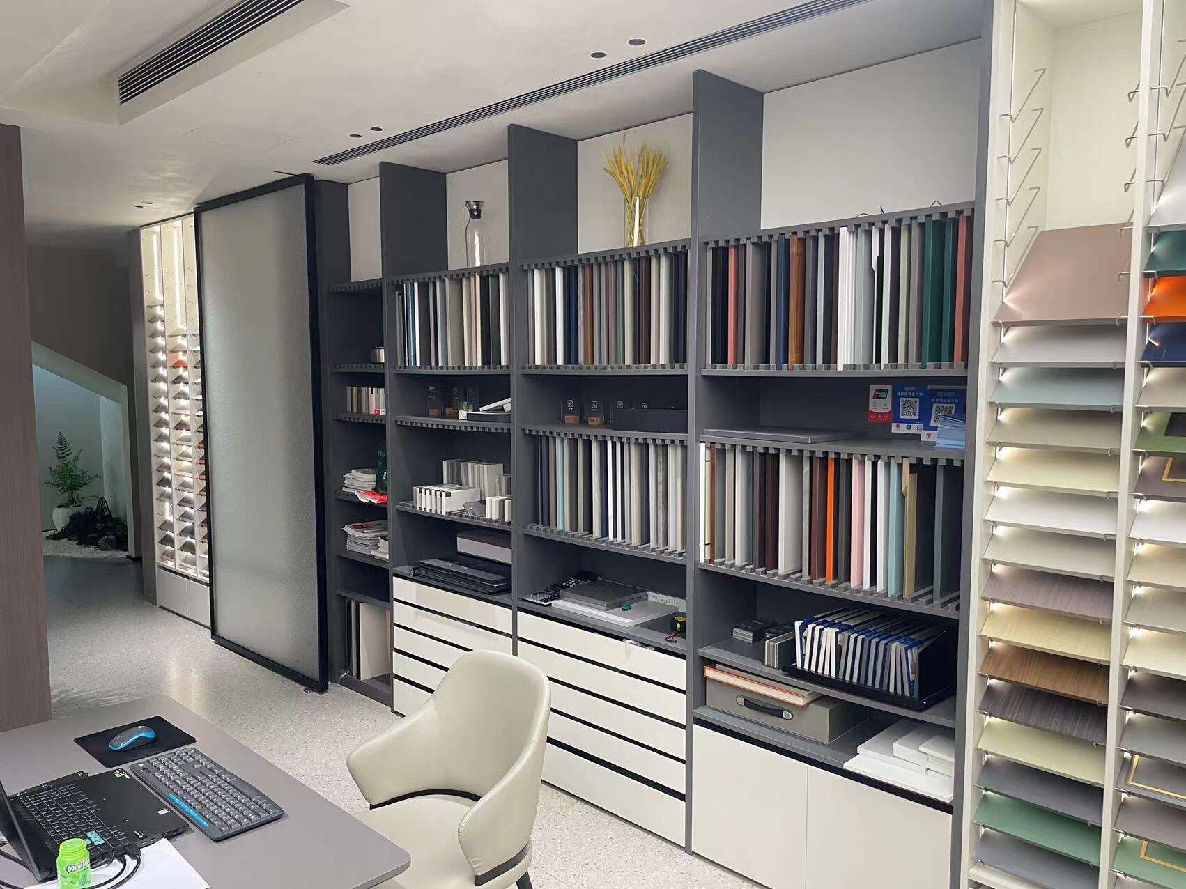 Material & Finish Options:
