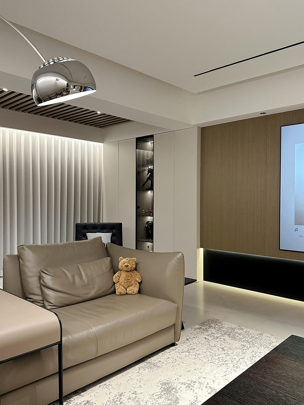 Project Case on Orchard Road, Singapore