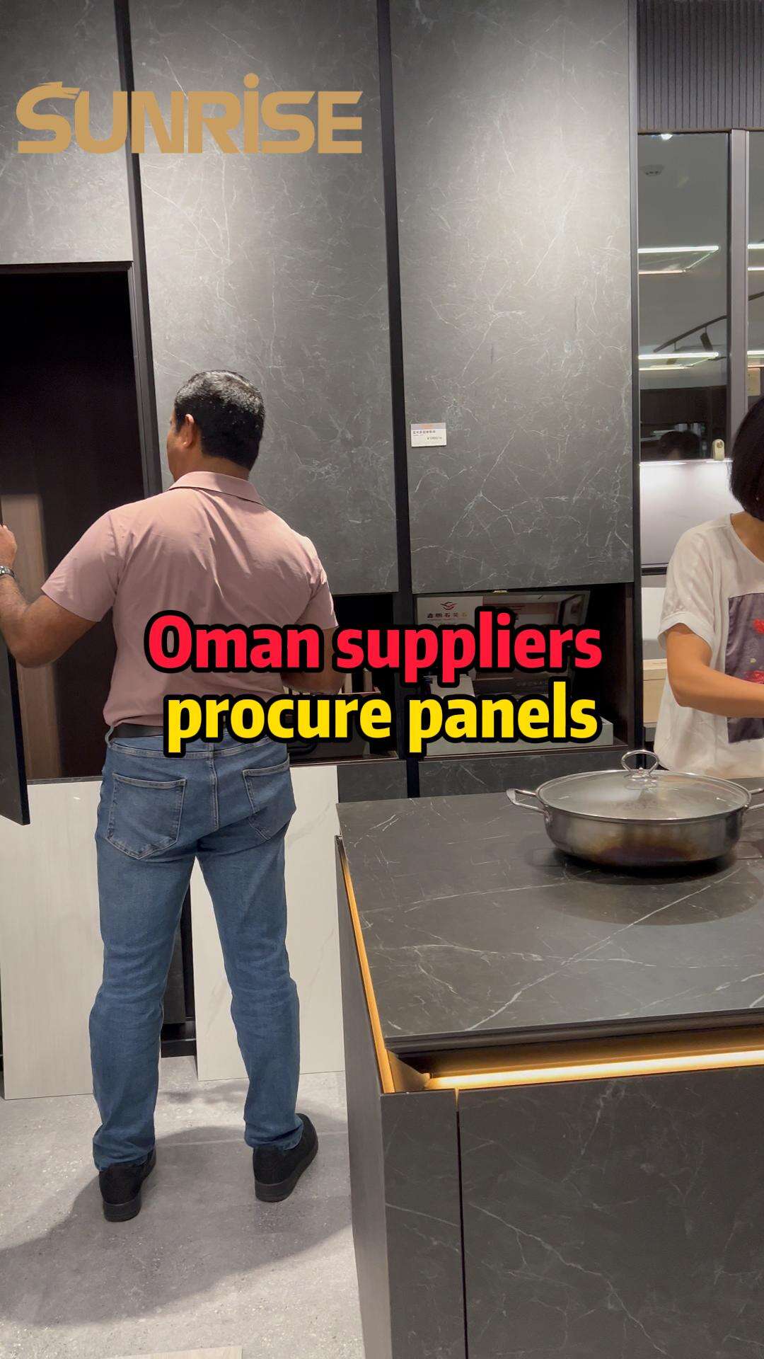 Proveedores de Omán adquieren paneles