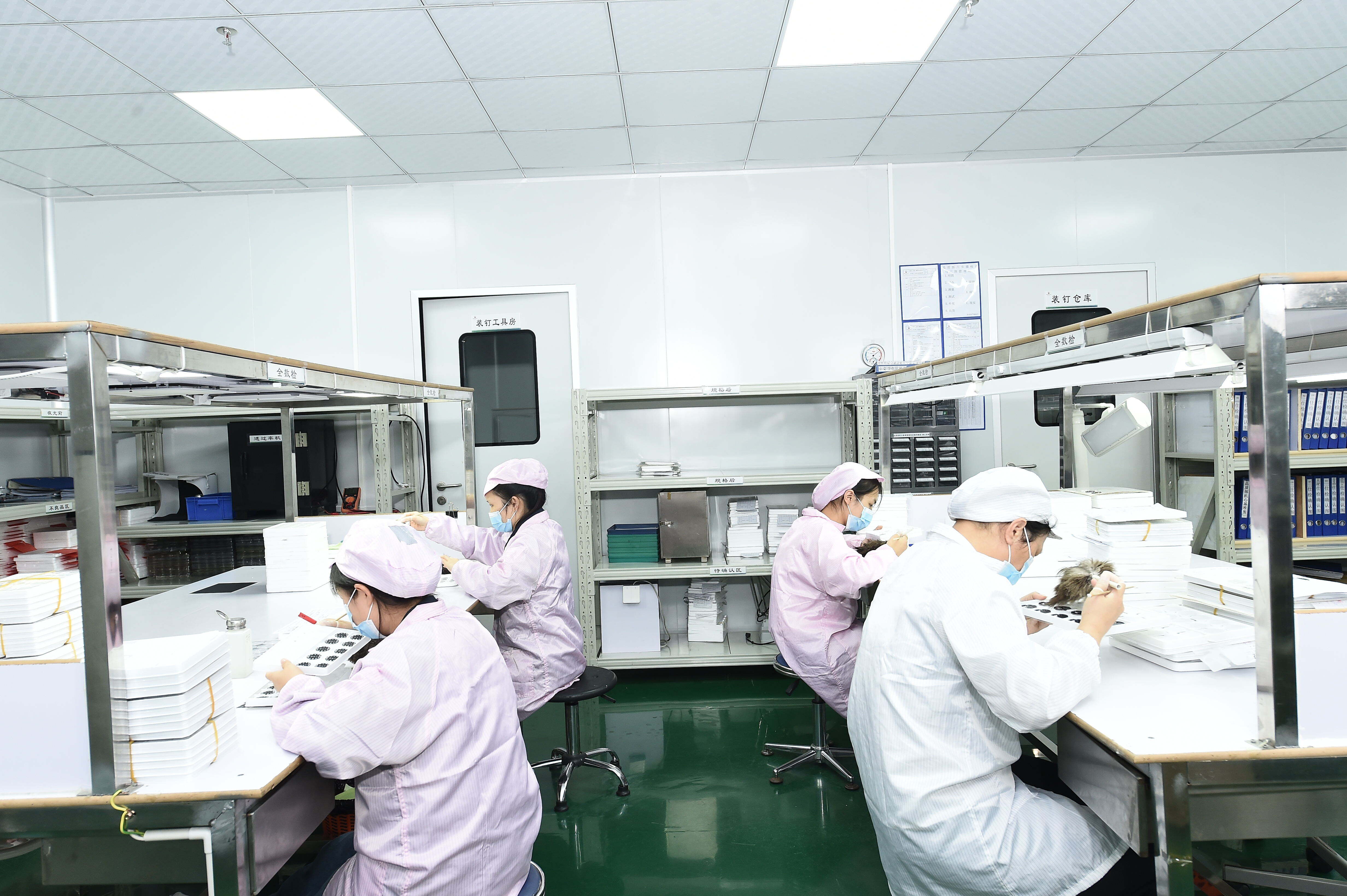 How to control quality in watch parts production process\n