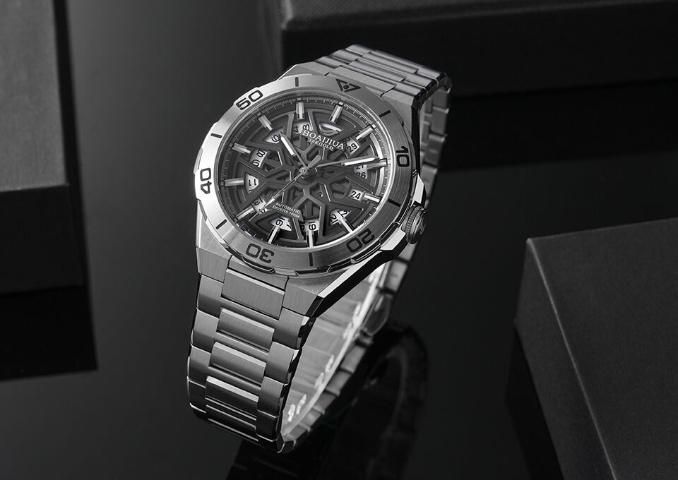 Understated Matte Sophistication