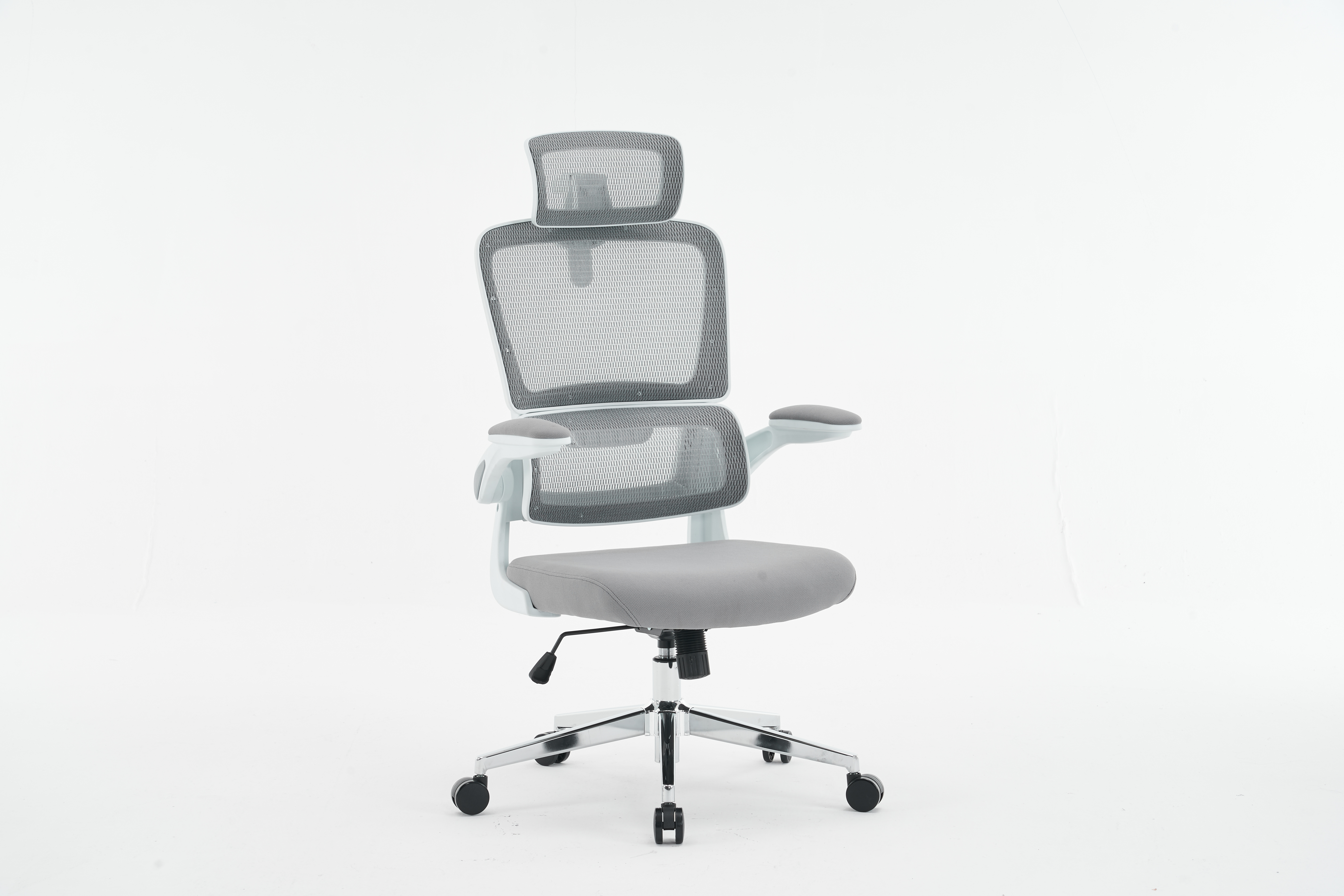 Essential Features of an Ergonomic Desk Chair