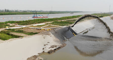 Beijing-hangzhou Canal dredging and resumption project in 2018