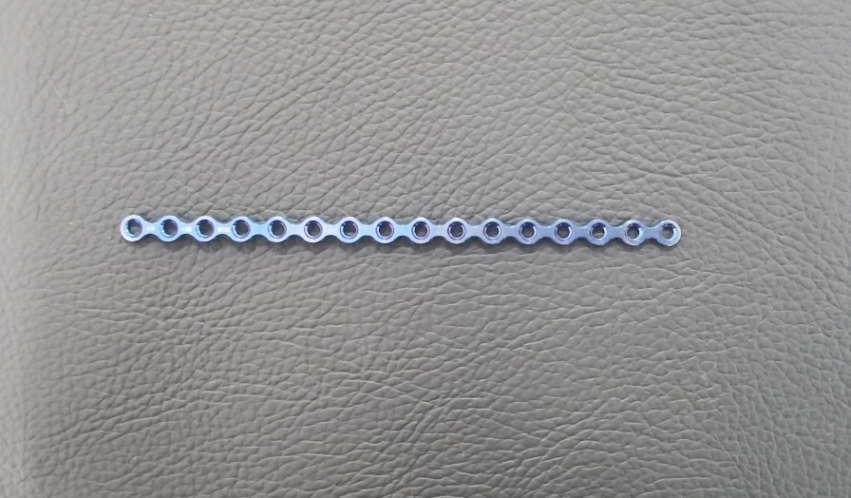 20mm maxillofacial set straight plate titanium maxillofacial mini plate-3