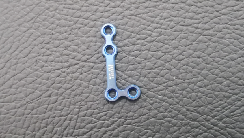 20mm maxillofacial set 90 l plate titanium maxillofacial mini plate-3