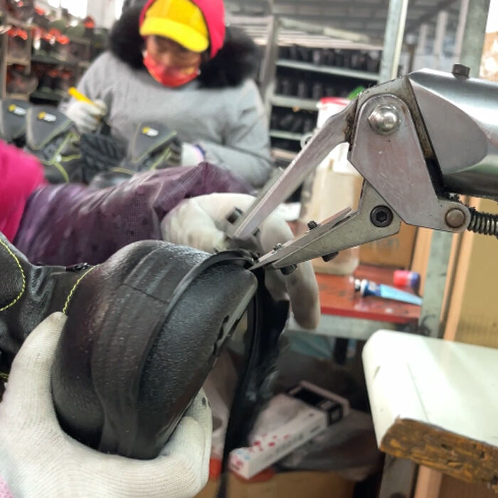 Tepi Mentah Dikurangkan