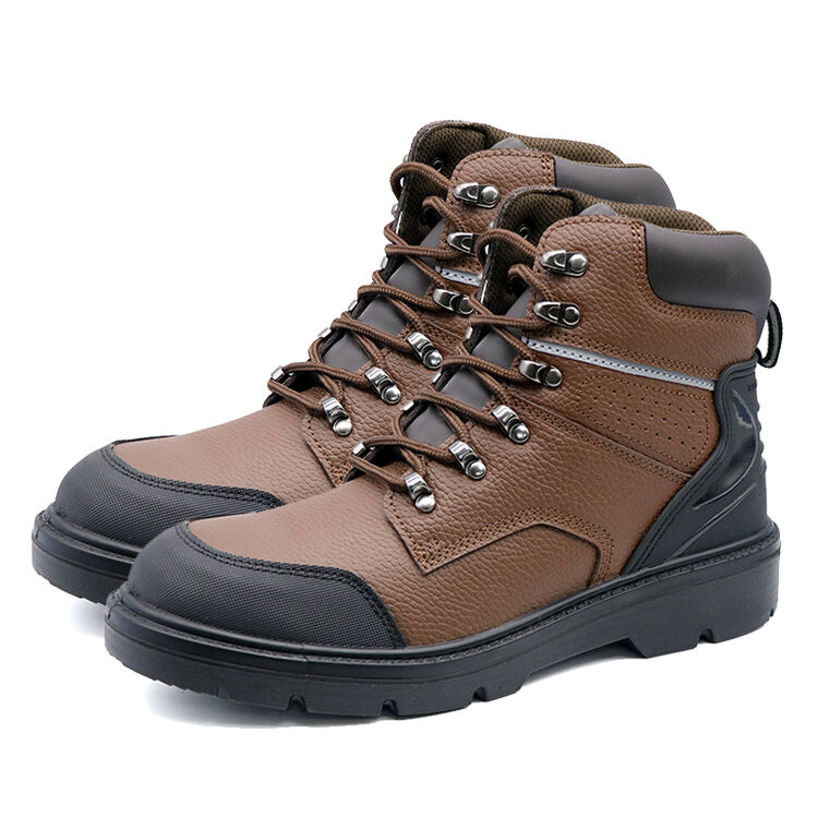 Непревзета защита и комфорт с нашите водонепропускливи работни обувки