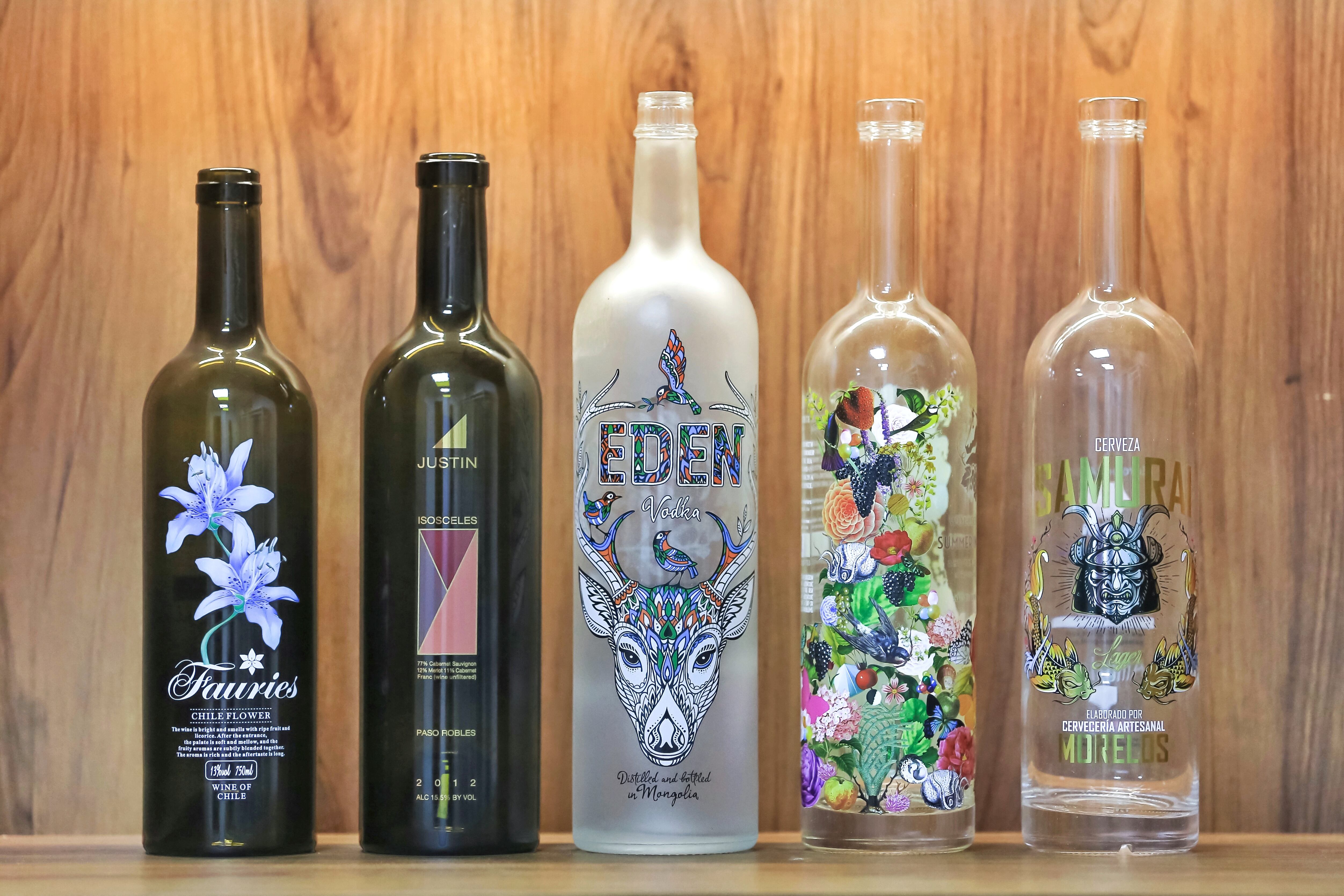 The Art and Science of Glass Bottle Printing: Elevating Packaging to a New Level