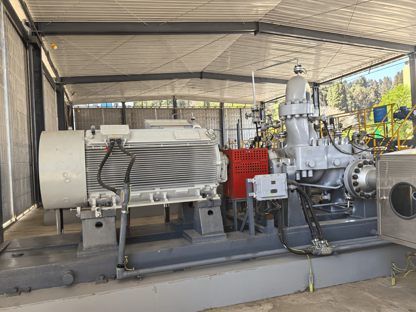 High-Pressure Mechanical Seal in Crude Oil Pump – On-Site Application
