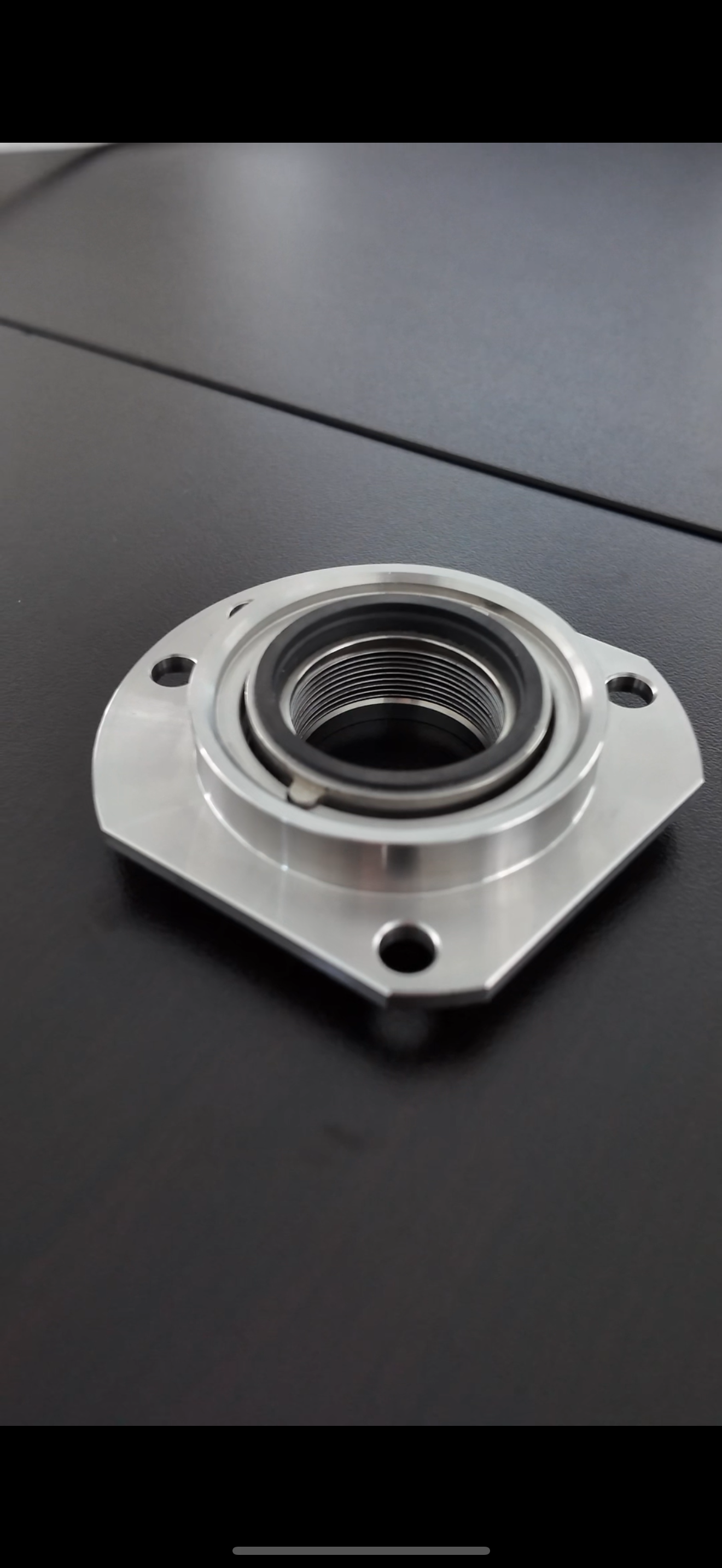 তাপমাত্রার বহুমুখীতা চরম অপারেটিং শর্তাবলী সক্ষম করে