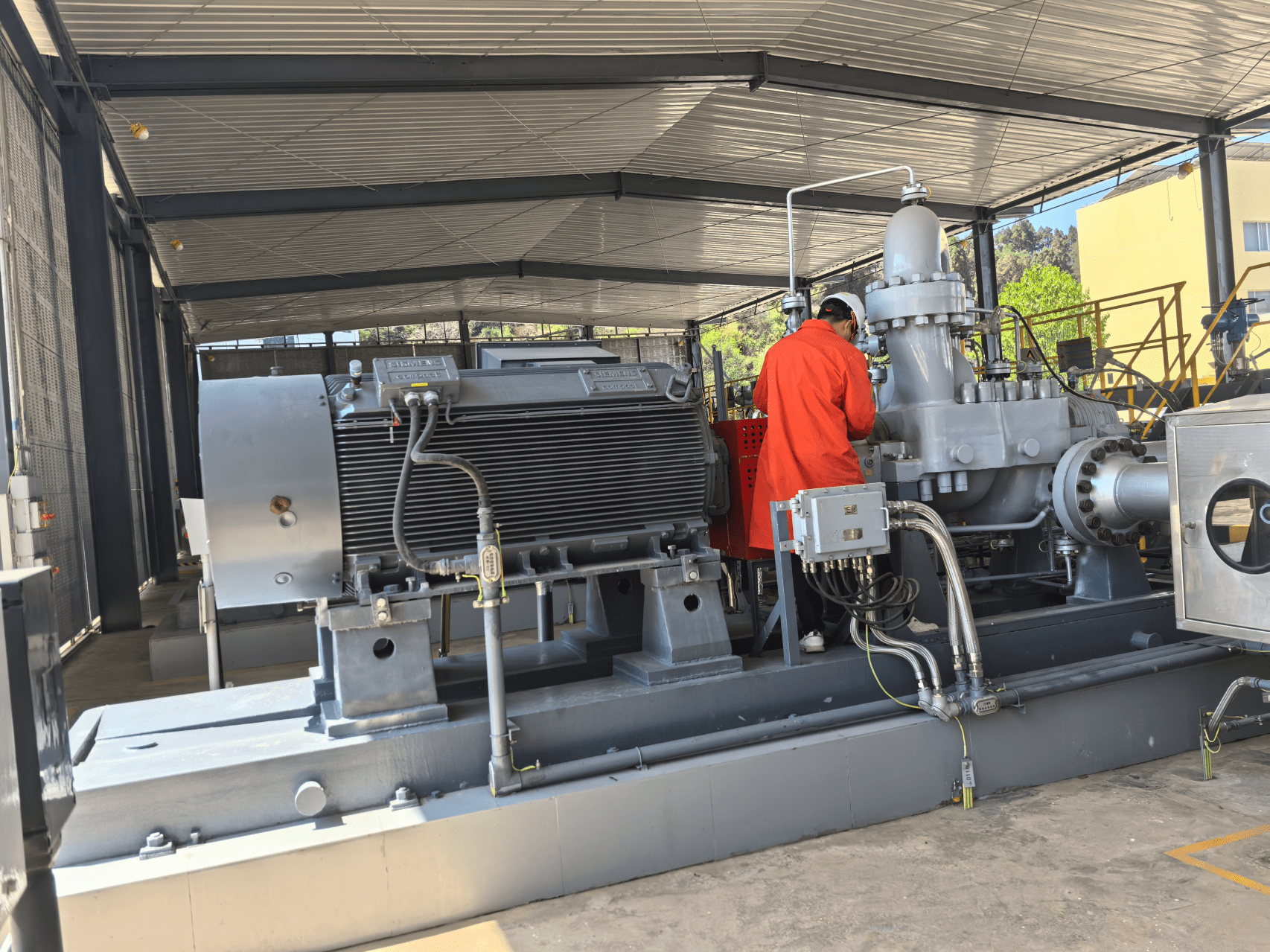 High-Pressure Mechanical Seal in Crude Oil Pump – On-Site Application
