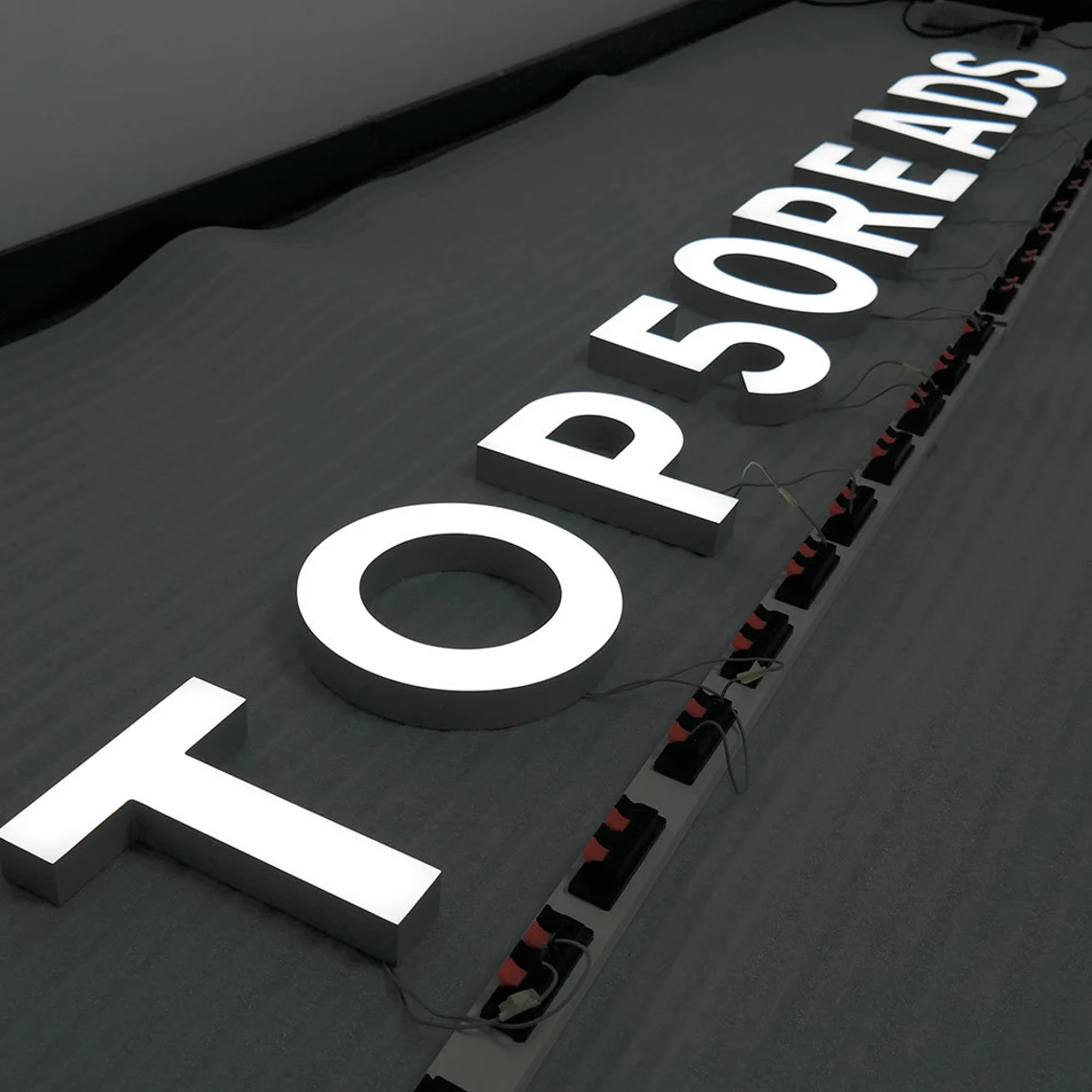 Versatile Applications and Installation Flexibility