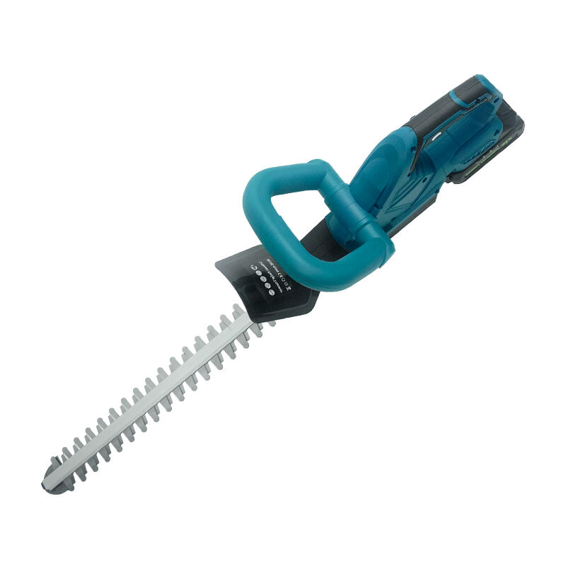 Professional Hedge Trimmer Buying Guide & Reviews