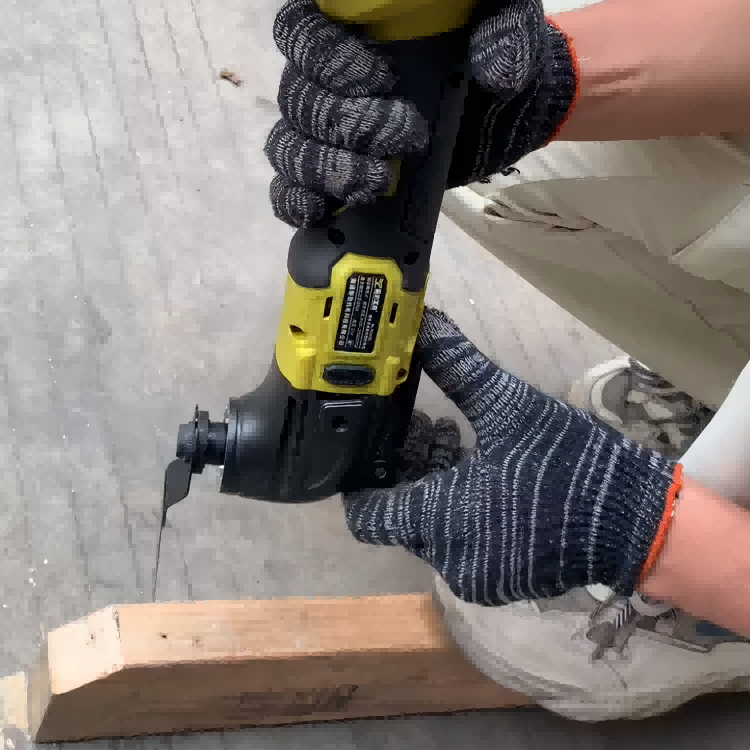 Multi-Tools Wood Cutting Test