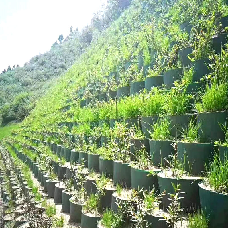 How Cellular Confinement Improves Soil Stability