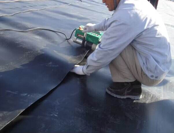 product hdpe geomembranes industrial outdoor use 1mm 2mm dam biodigester agricultural pond liners shrimp farms fish ponds landfill-2