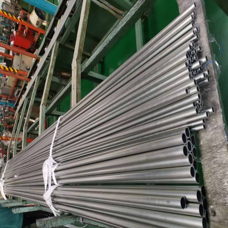 Quali tubi precisi soddisfano le esigenze degli equipaggiamenti farmaceutici?