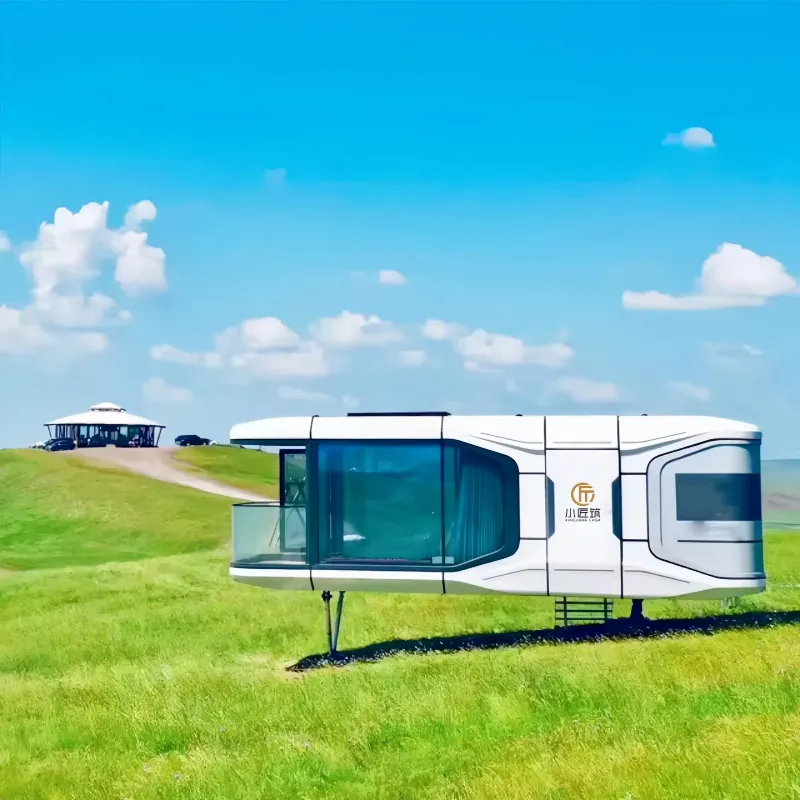 Espazioa aurrezteko etxe txiki aukerak paisaia edergarriko alokairuetarako