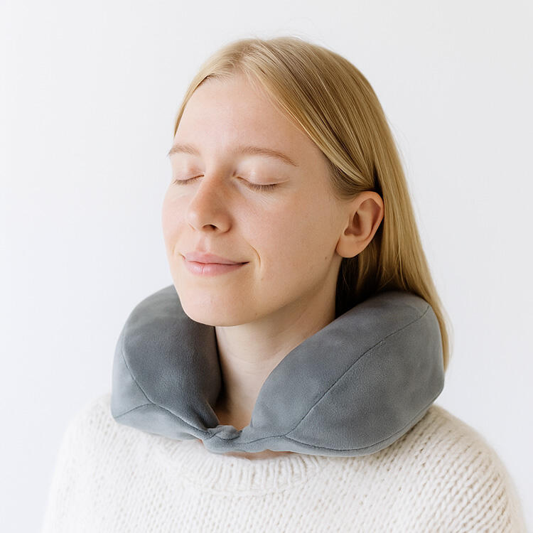 How to Choose Neck Pillow That Works for Both Daily Naps and Office Desk Use?