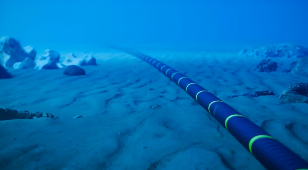 Les câbles sous-marins à fibre optique, l'épine dorsale invisible de la communication mondiale