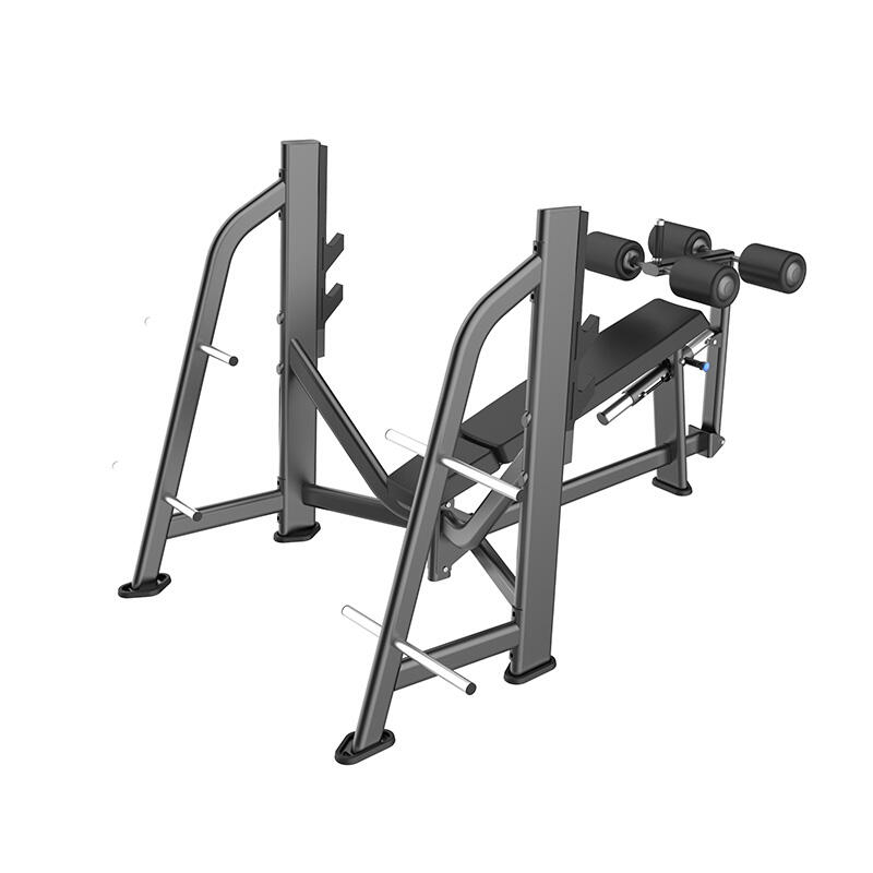 E8041 Downward Tilt Chest Trainer