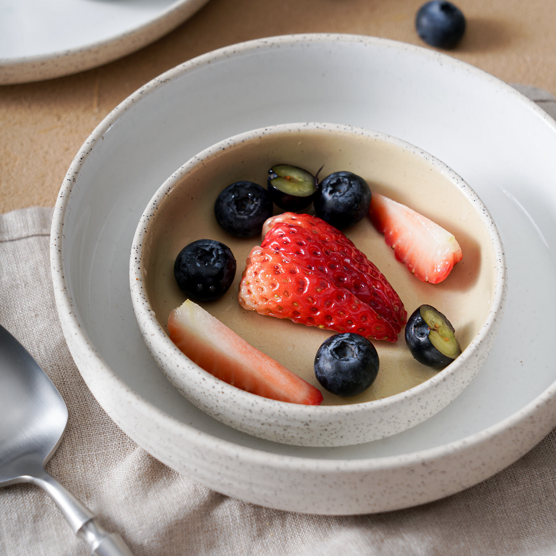Serving Platters: Combining Functionality with Aesthetic Appeal
