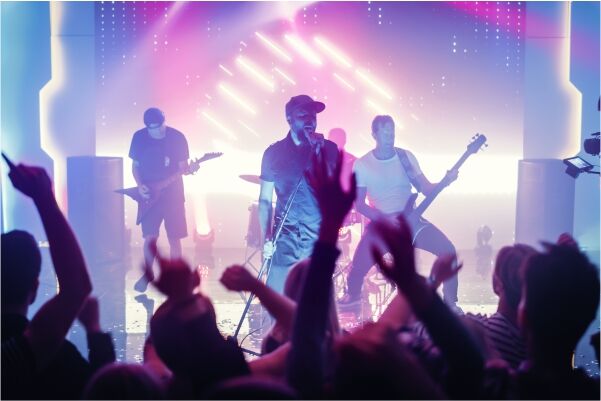 场景3-LiveHouse.jpg