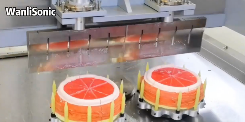 Ultrasonic Cake Cutting Machine