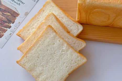 Zhangzhou Wanli ultrasonic bread cutting machine: 3 Core Advantages, Defining New Standards for Baking Cutting