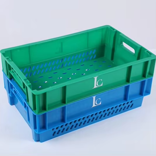 Fitur tumpuk apa yang menentukan kotak penyimpanan yang efisien untuk gudang?