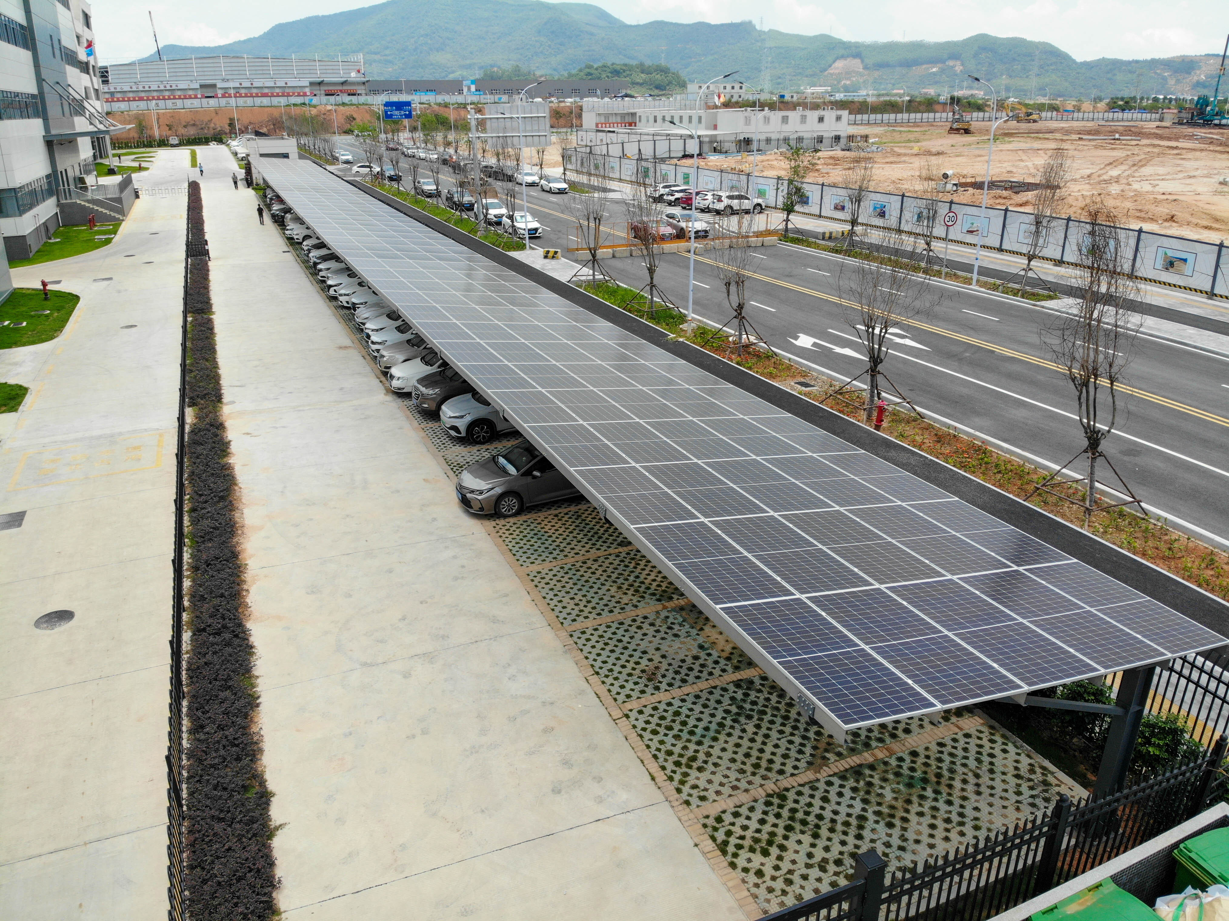 Premium Solar Panel Mounting Track Systems - Durable, Versatile ...