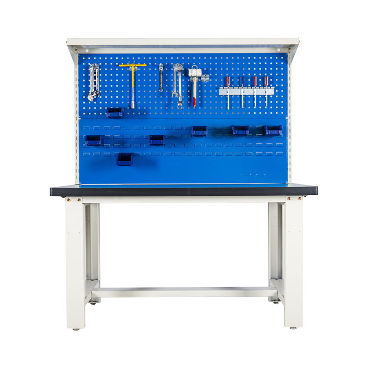 גלו את היתרונות האל-מתחרים של שולחן העבודה הקטן שלנו למרפסת