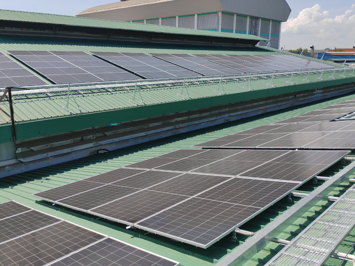 Advanced Photovoltaic Technology for Maximum Energy Conversion