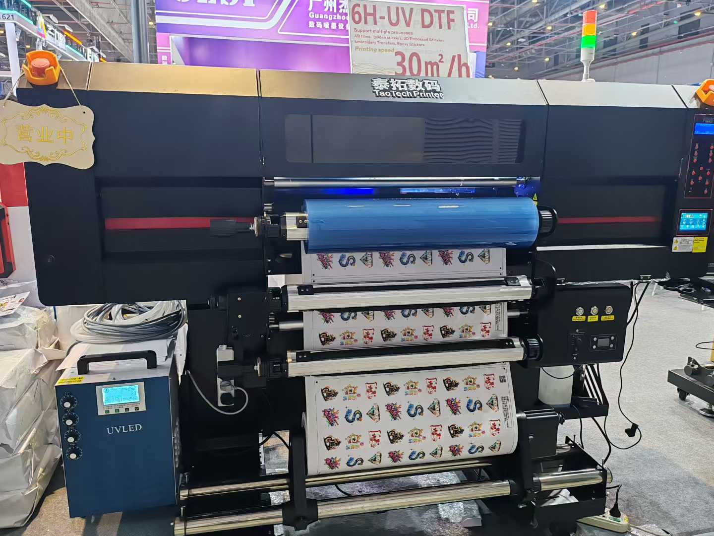 The Era of Speed in UV DTF Printing Has Arrived! Taotech's 6-Head I3200 Machine Is Officially Here, with Production Capacity Soaring to 30 m²/h