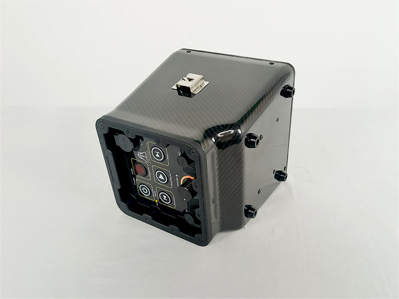 ההבדל בין מכשירים ל-LRAD ידניים ומגפונים ידניים רגילים