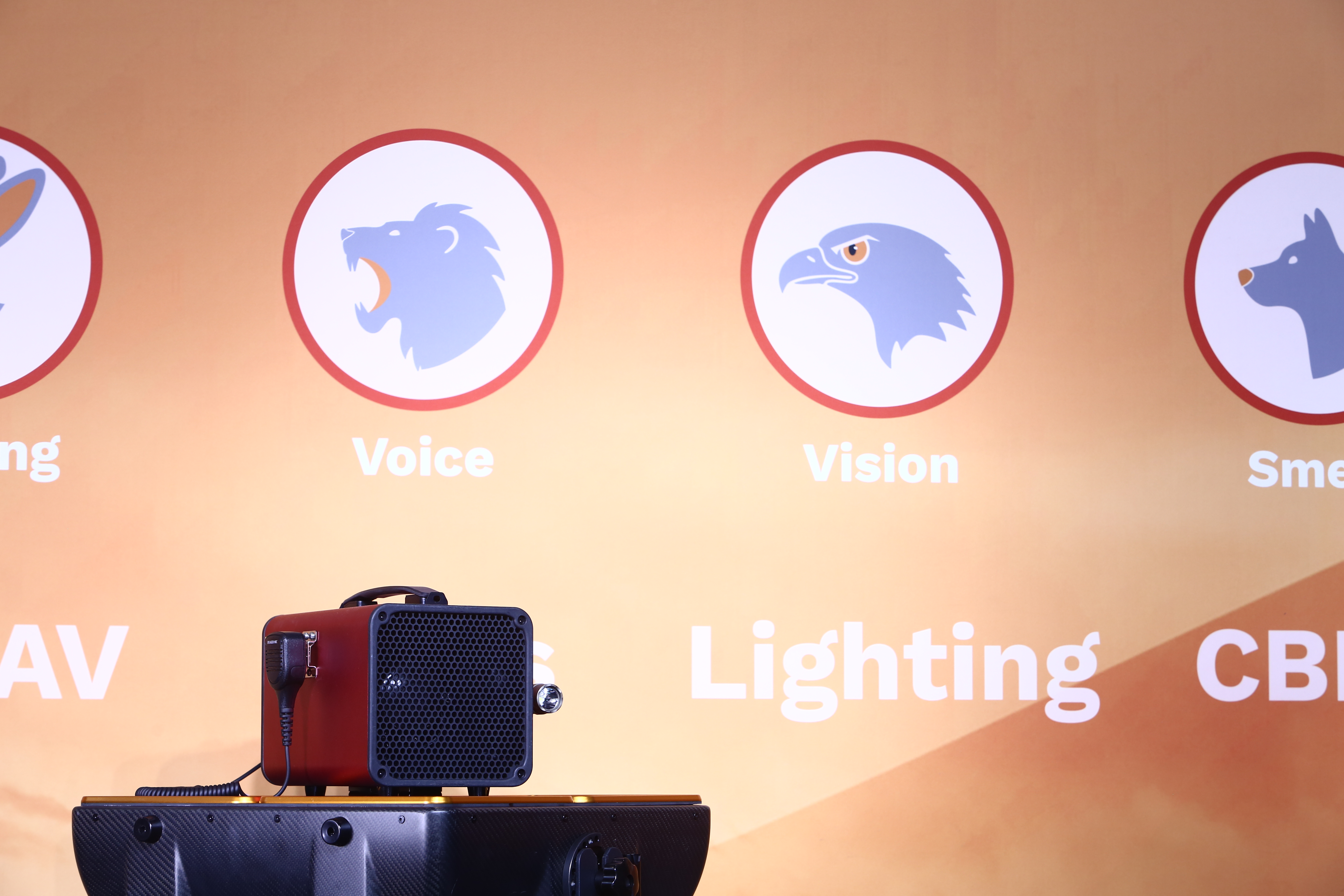 ¡Brillando a nivel mundial desde París! La tecnología optoacústica de RIBRI deslumbra en Milipol 2025