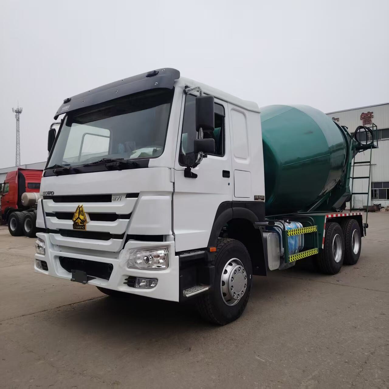 Used Howo 6x4 Concrete Mixer Truck