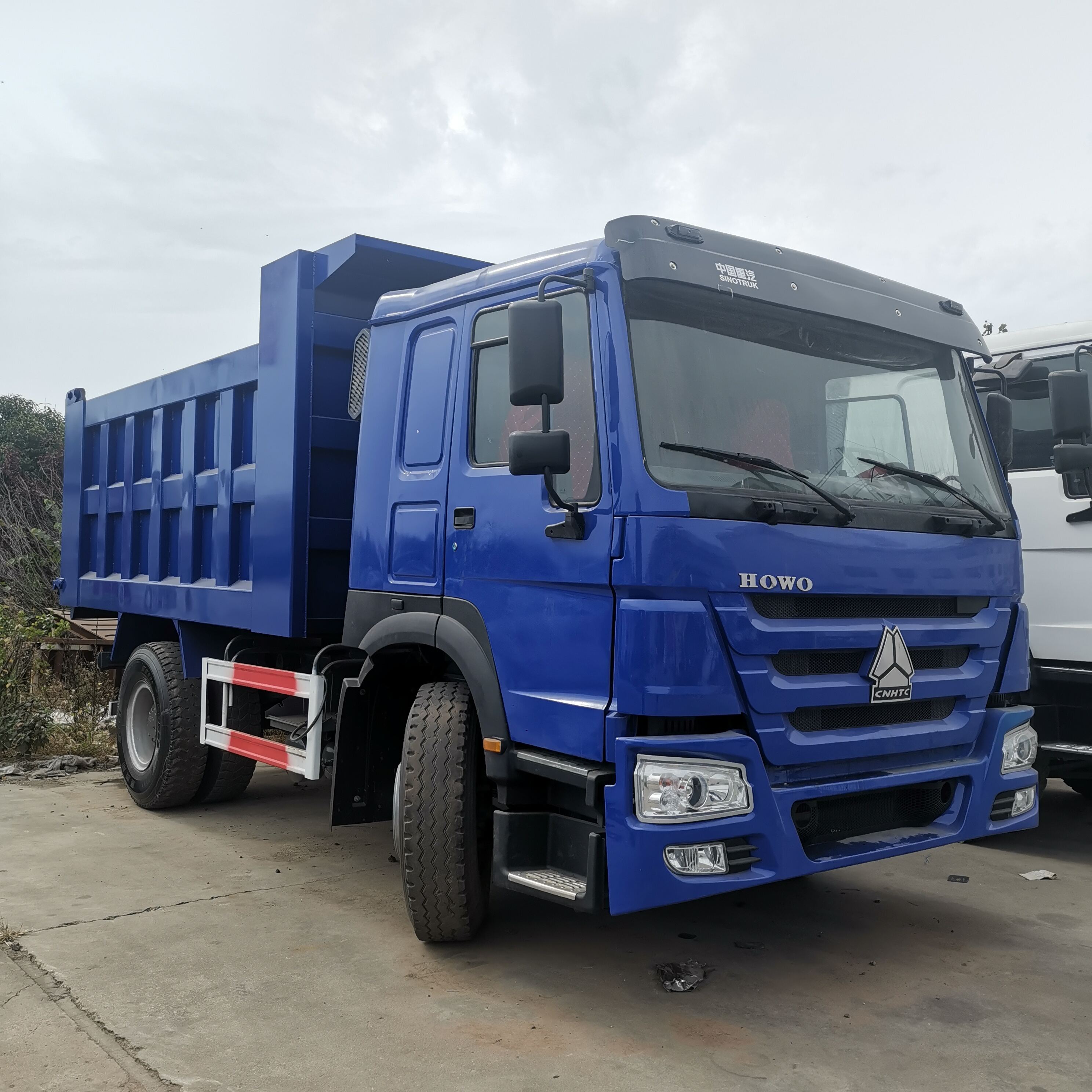 Used Howo 4x2 Dump Truck