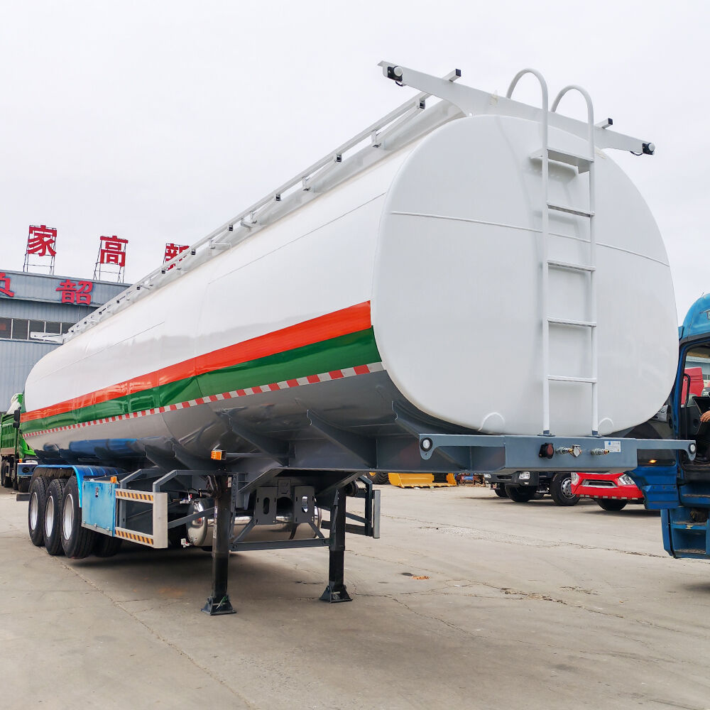 3 Axle 4-compartment 51,000-liter Oil Tanker Trailer