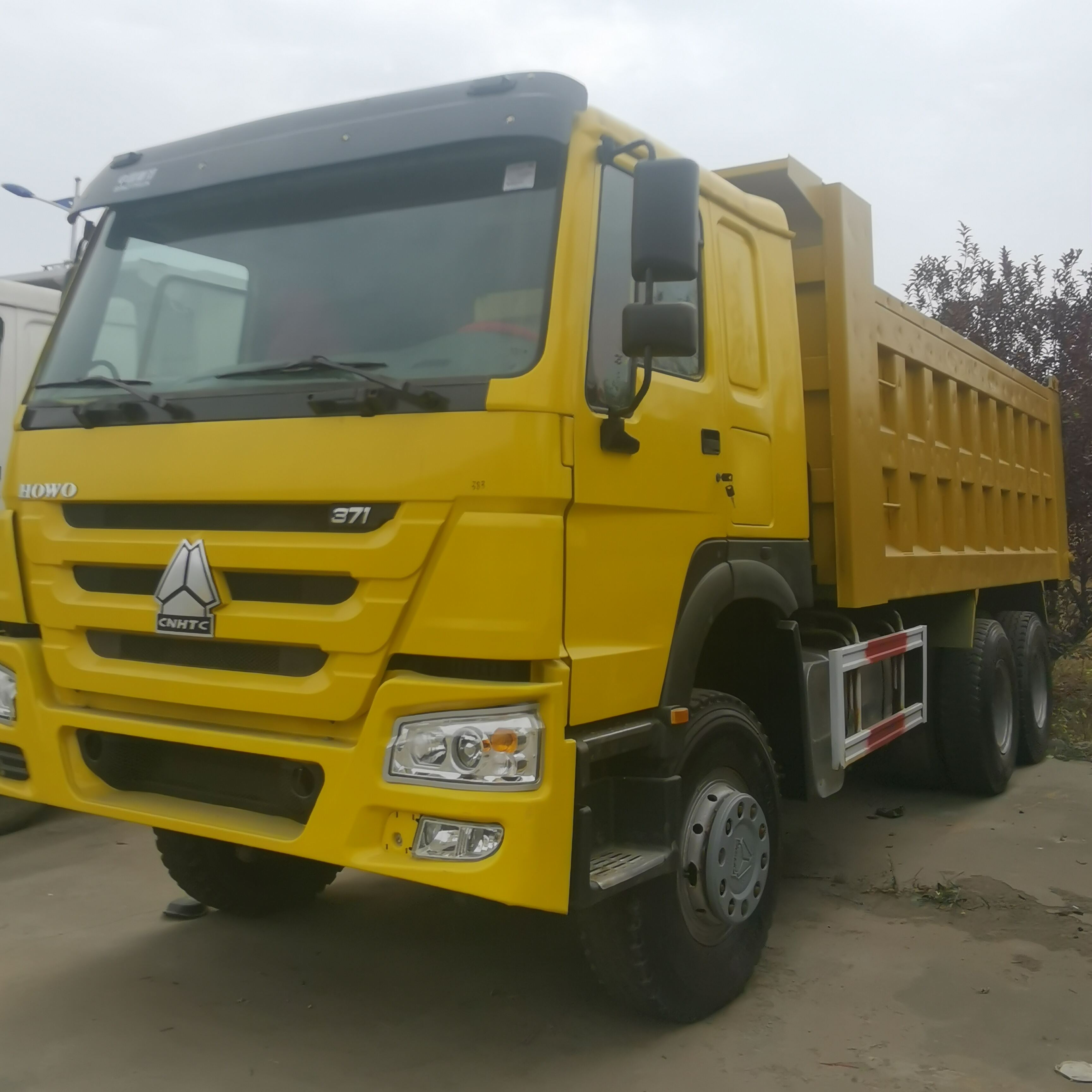 used Howo 371hp dump truck