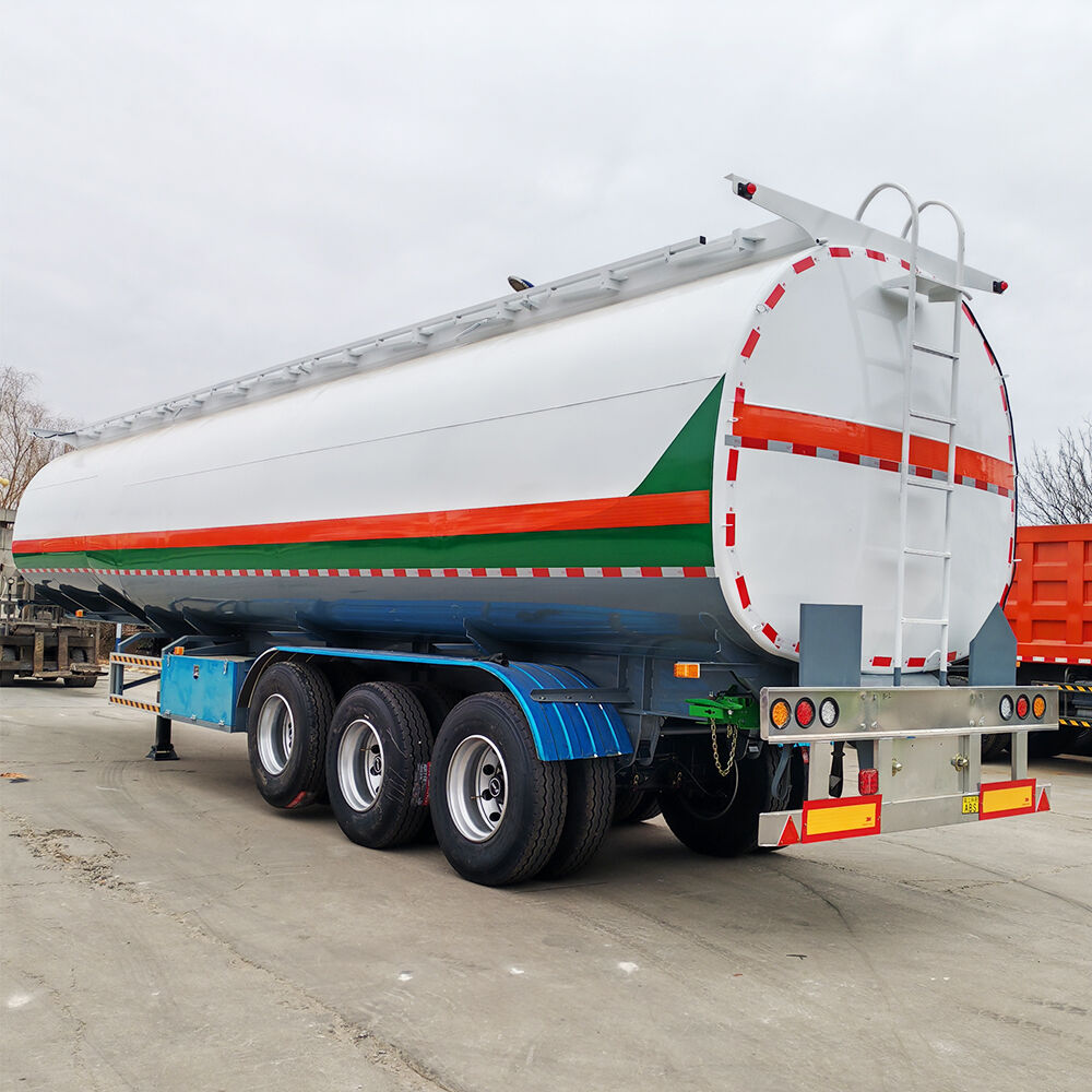 3 Axle 4-compartment 51,000-liter Oil Tanker Trailer
