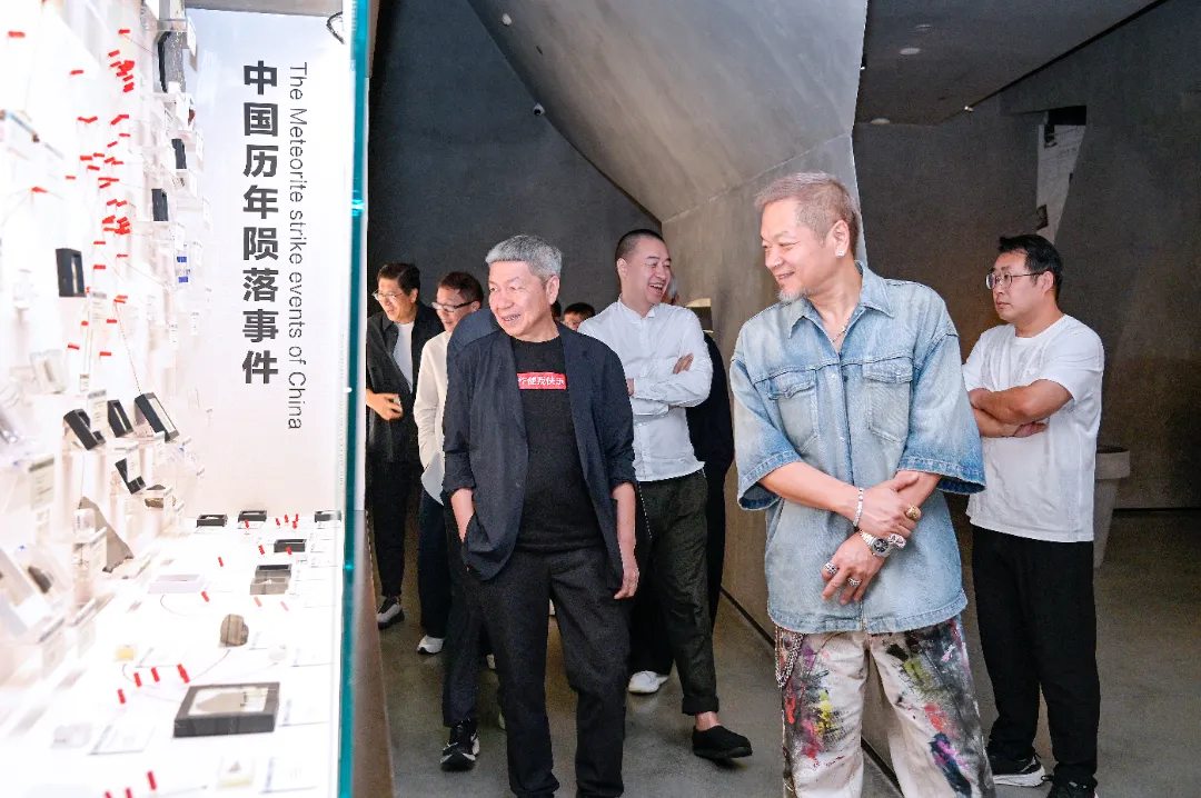 Friends from Afar Visit  Renowned Chinese Designers and Entrepreneurs Visit Yingliang Group for Exchange and Discussion (2).webp